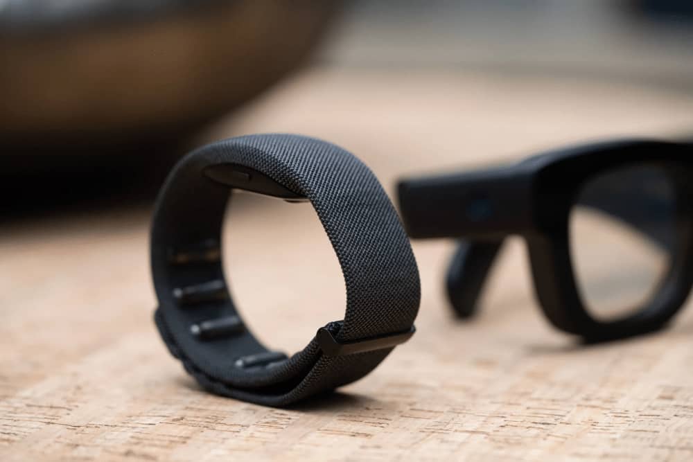 取代 Vision Pro？深度解析 Meta 重磅發(fā)布的全新AR產(chǎn)品 Orion