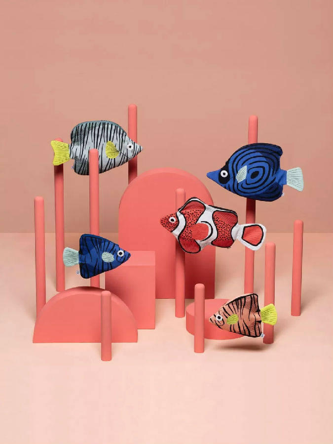 Don Fisher時尚品牌魚造型包包及官方網(wǎng)站設(shè)計(圖19)